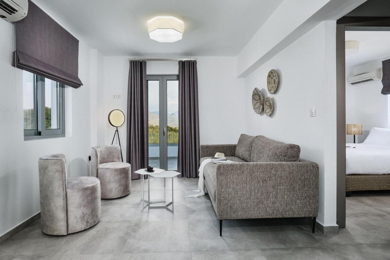 Quattro Suites Monemvasia Bagian luar foto
